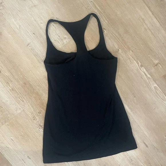 Susana Monaco Black Racerback Tank size medium - Picture 3 of 4